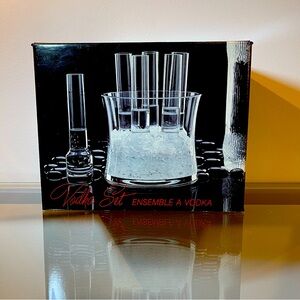 Set of 6 crystal vodka shot glasses and Ice bucket set